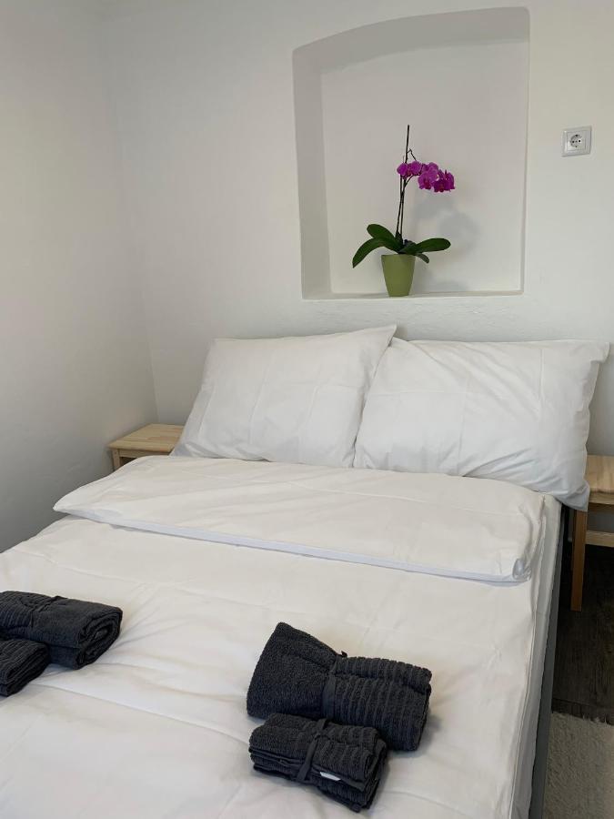 Dalia Apartman Gyoemro Zewnętrze zdjęcie