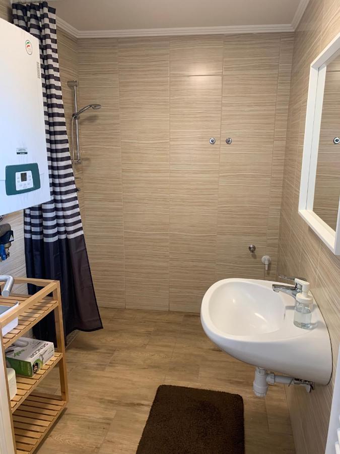 Dalia Apartman Gyoemro Zewnętrze zdjęcie